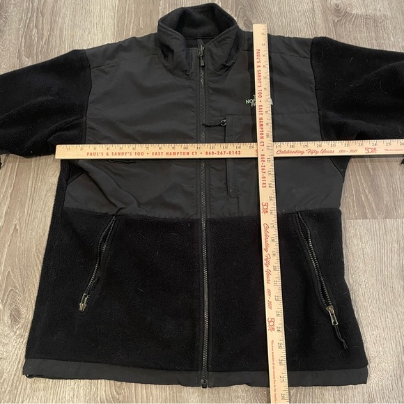 The North Face Denali Men’s Black Jacket Size Medium - Picture 3 of 4